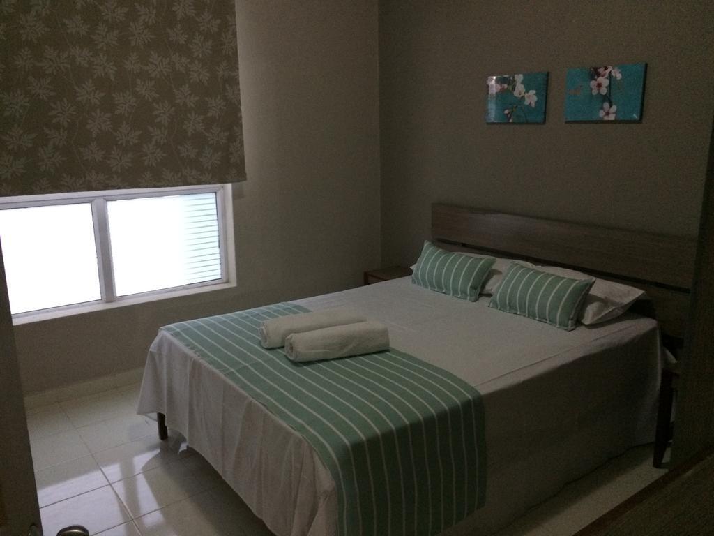 Seaview Holiday Apartments Гранд-Бэй Экстерьер фото